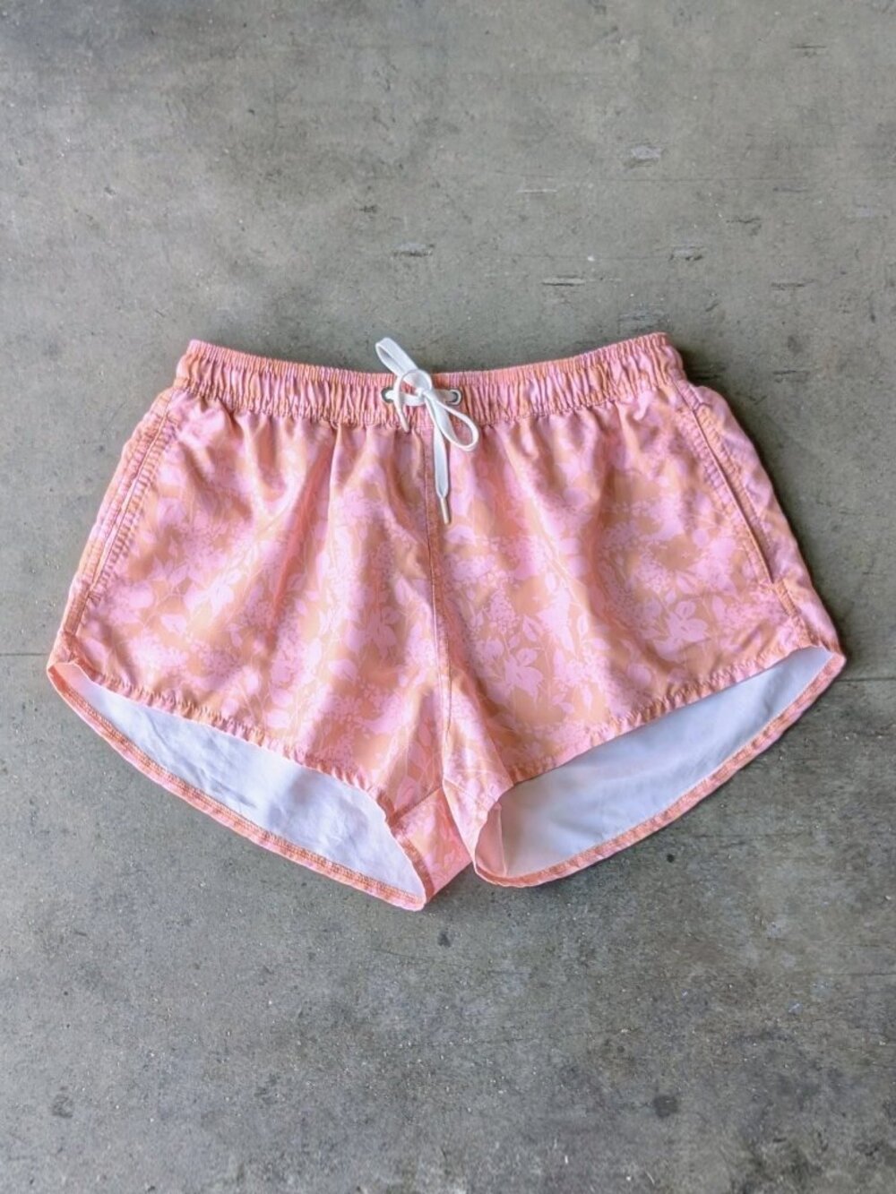 WILO The Label Coral Pink Floral Montana Swim Shorts medium
